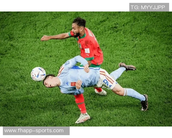 特狮与福特回归巴萨进行康复训练加维参与大部分合练展现状态 特狮与福特回归巴萨进行康复训练加维参与大部分合练展现状态